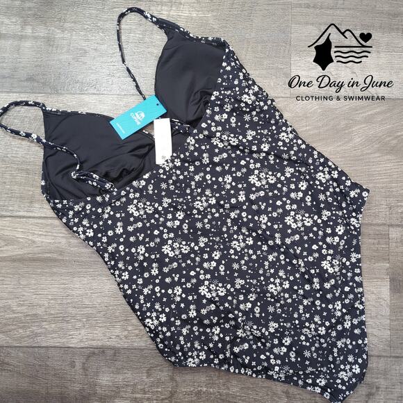 Cupshe V Neck Shirred One Piece Swimsuit Size XL - Picture 7 of 7